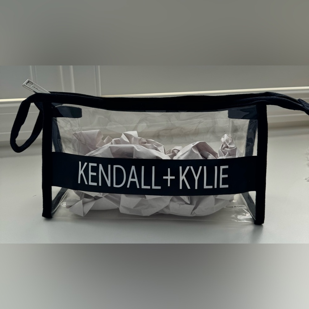 Kendall + Kylie Women Clear Black Clutch Handbag Pouch Cosmetic‎ Makeup Bag Case